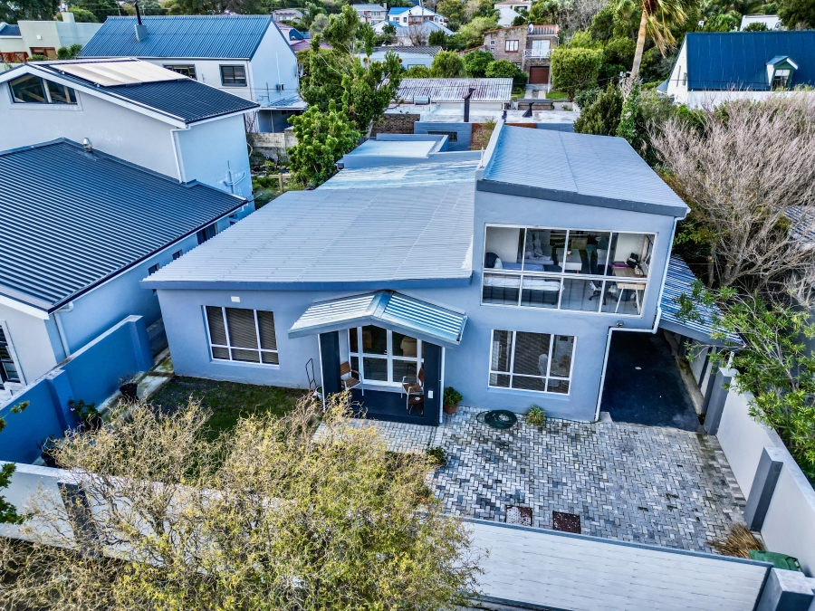 5 Bedroom Property for Sale in Onrus Western Cape
